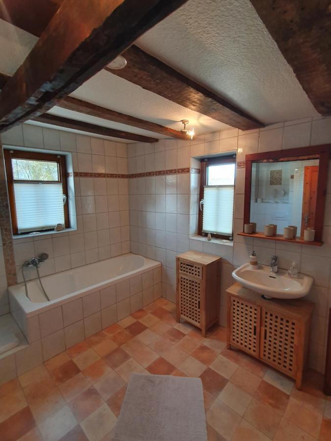 Ferienhaus Schmitt Beltheim エクステリア 写真