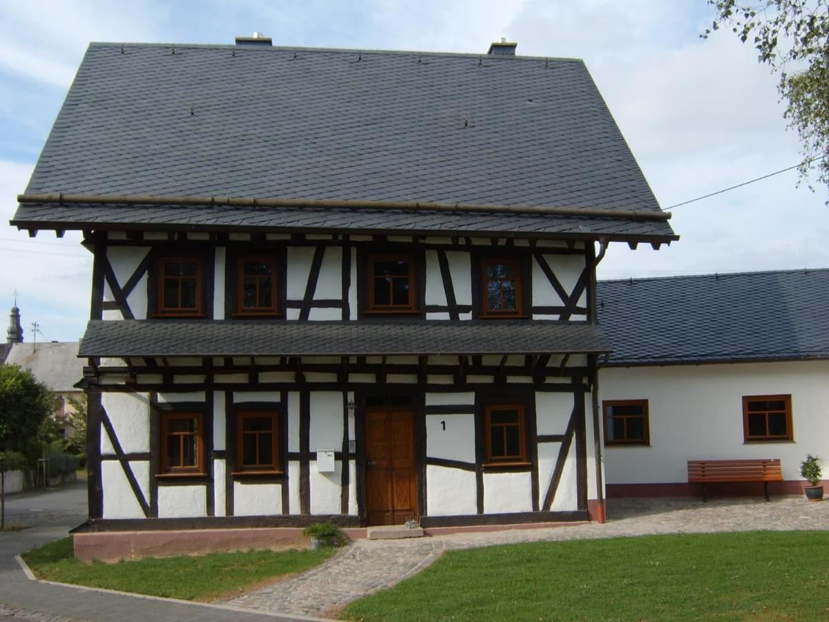 Ferienhaus Schmitt Beltheim エクステリア 写真