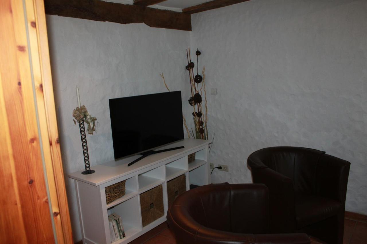 Ferienhaus Schmitt Beltheim エクステリア 写真